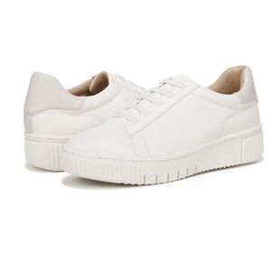 Naturalizer Soul White Sneakers Tia Step-In Sneakers